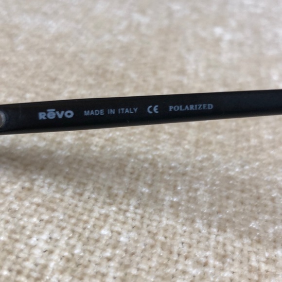 Vintage Revo H2O polarized sunglasses - Picture 10 of 14
